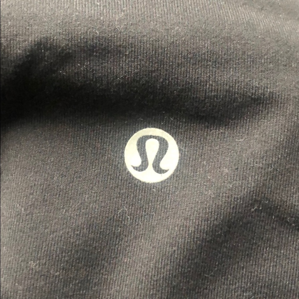 Full length black lululemon leggings